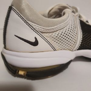 Women's NIKE Air Summer Lite ll Golf Shoe Tongueless SIZE 6.5 White & Black